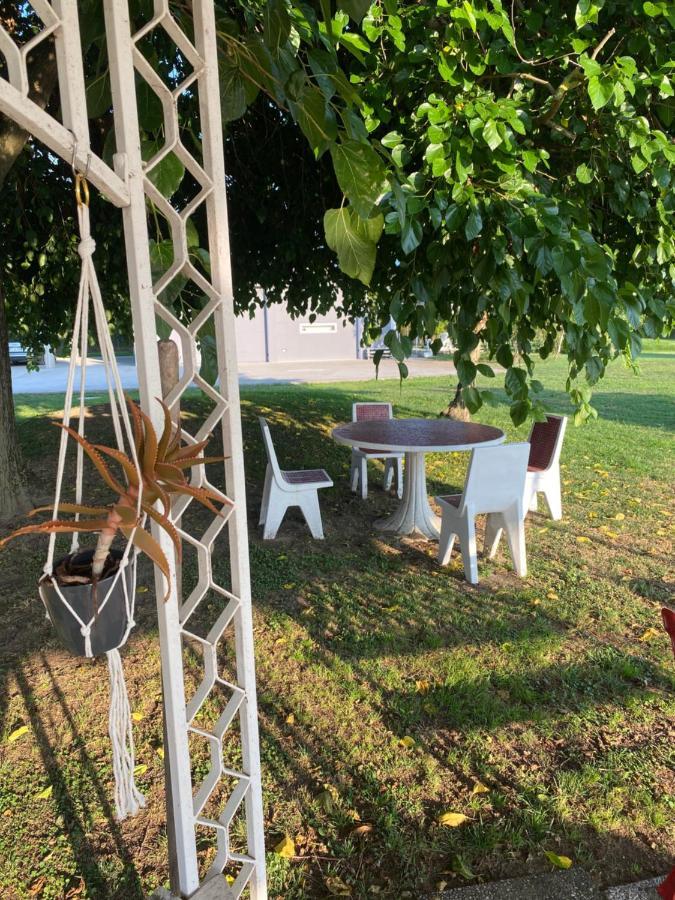 Tra Campagna E Mare Bed & Breakfast Lido delle Nazioni Exterior photo